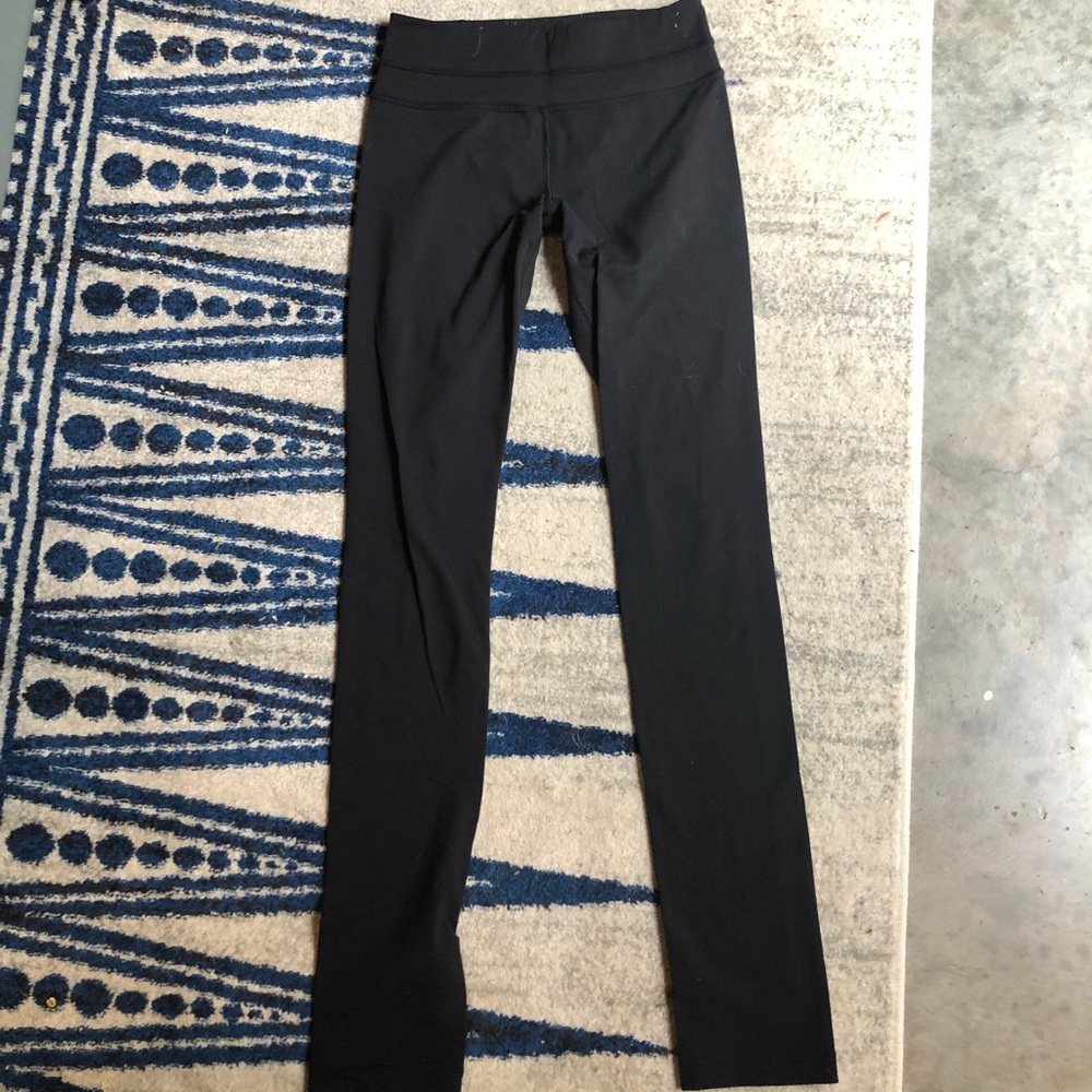 Black lululemon pants